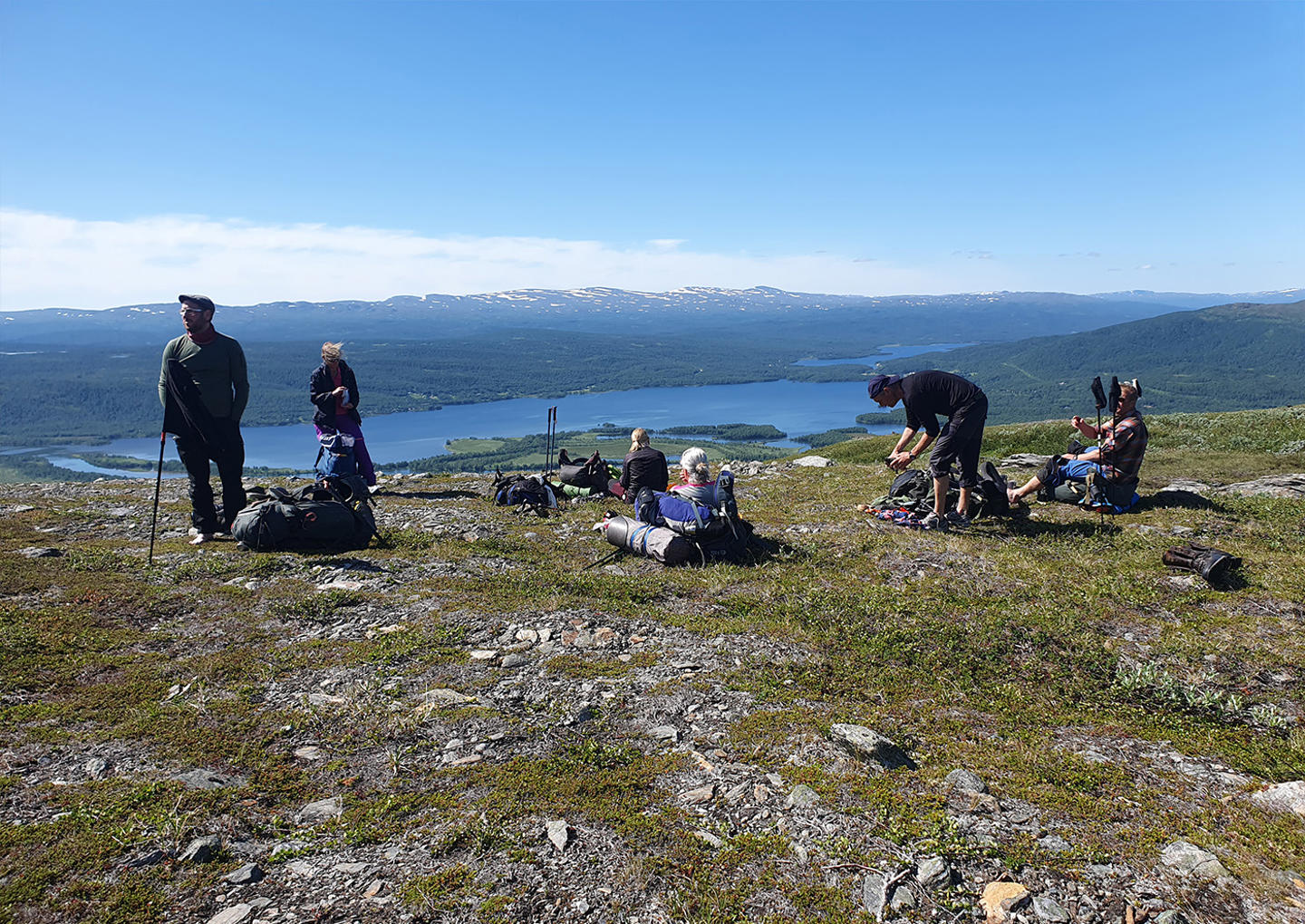 Tälttur i vildmarken för två