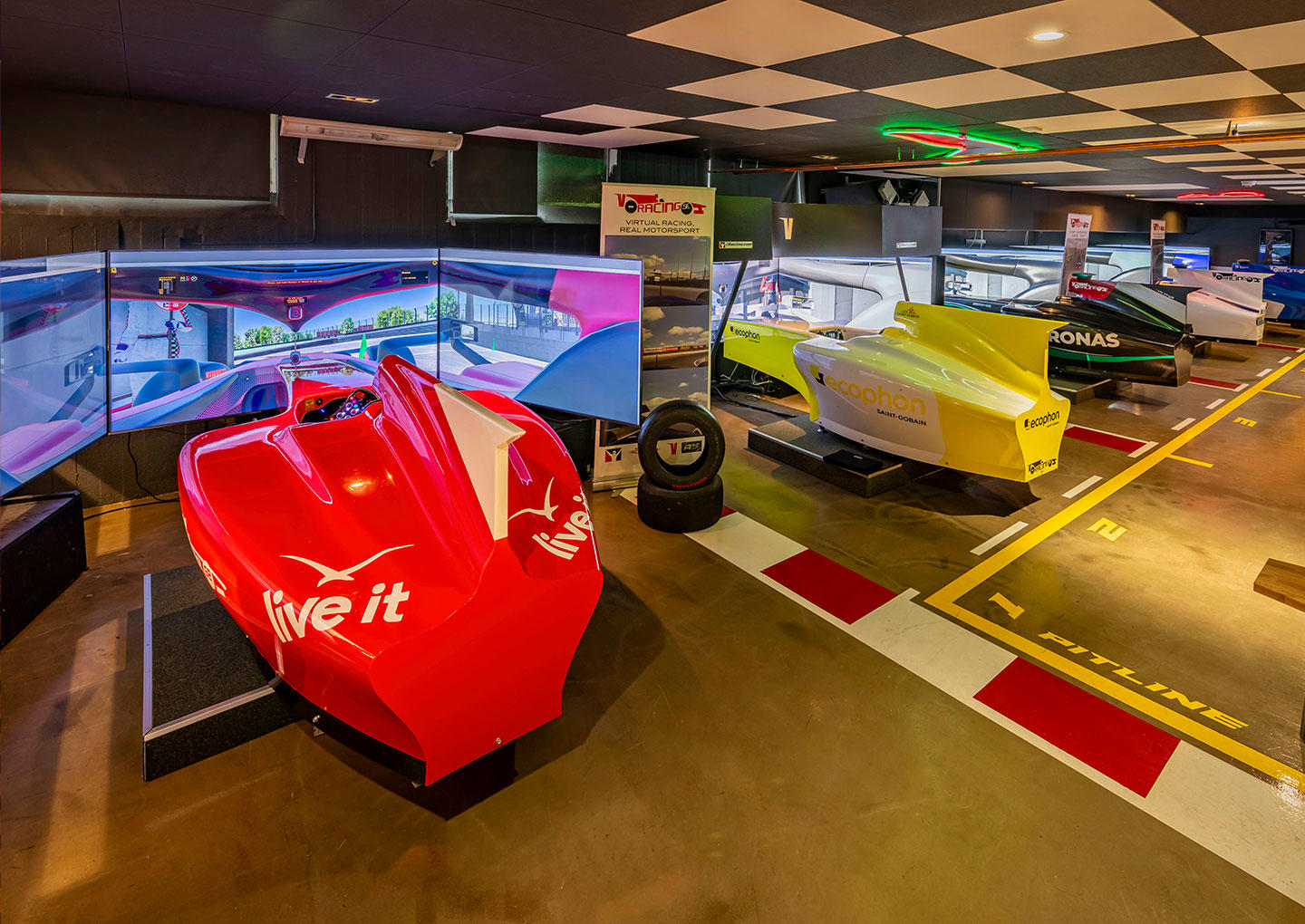 Formel 1-Simulator för två