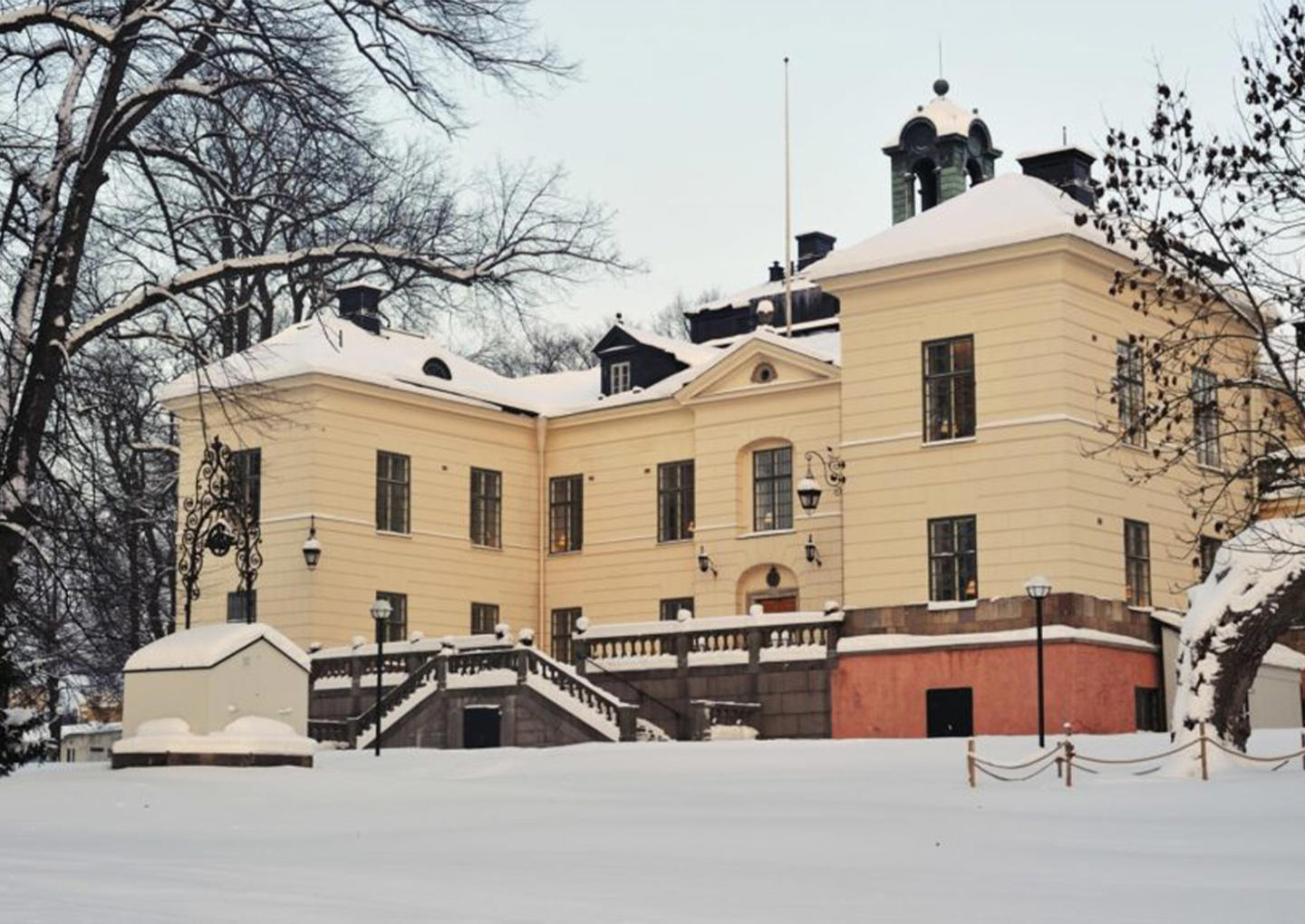näsby slott