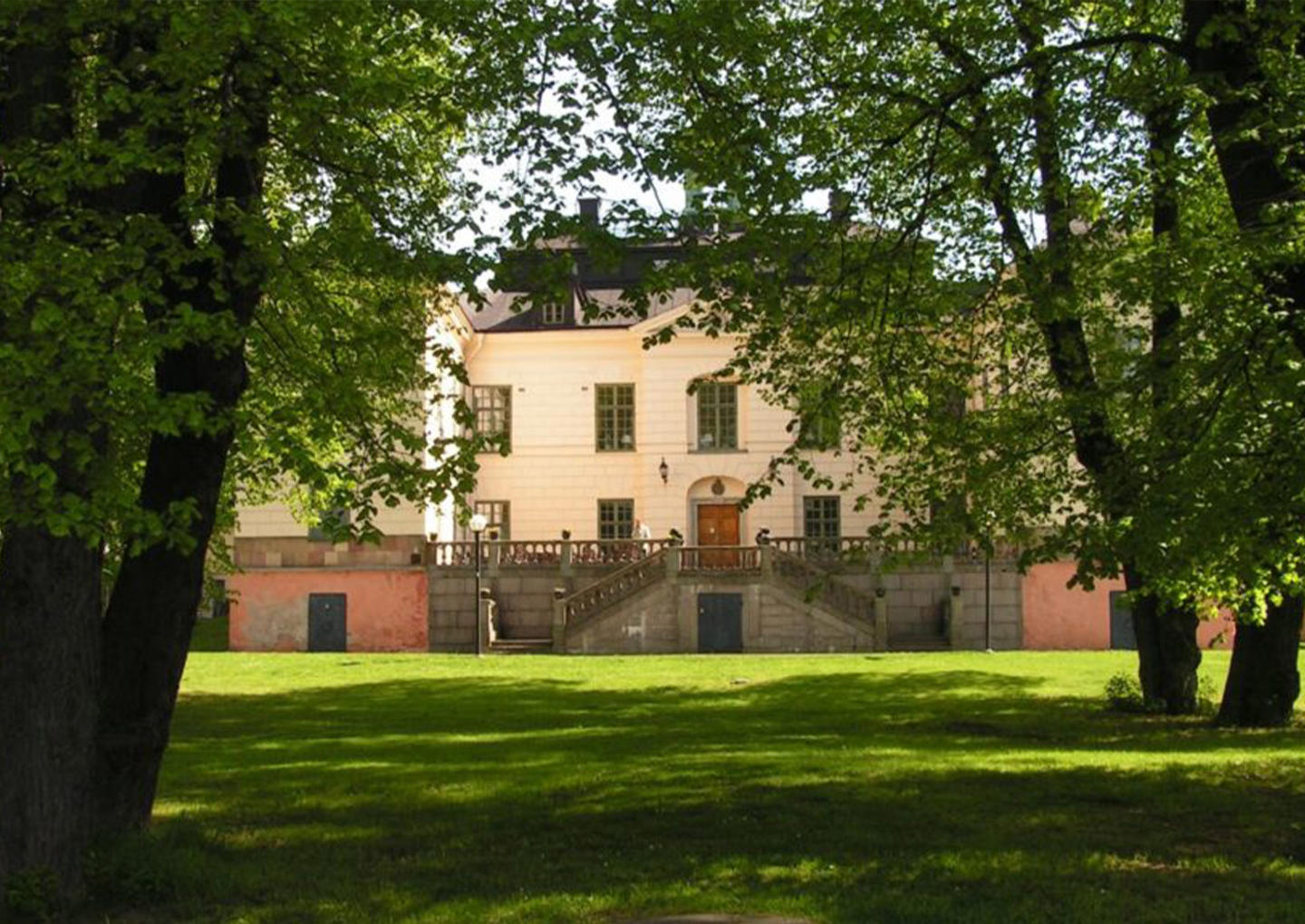 näsby slott